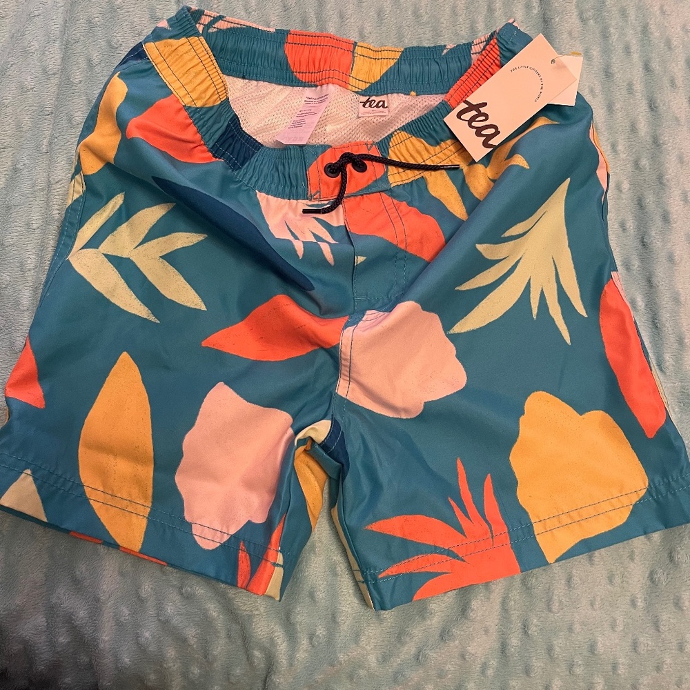 SZIE 10 NWT - tea Collection